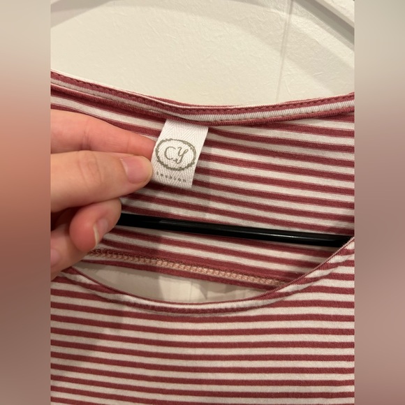 CY London Stripe Keyhole Back Tank Size Large - Picture 2 of 5